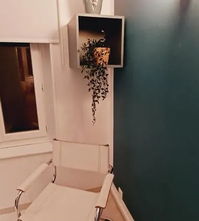 Lin Et L'hote Preaux